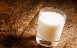Молоко без лактозы: что это значит и 4 факта о его пользе