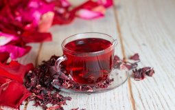 7 полезных свойств чая каркаде и его противопоказания